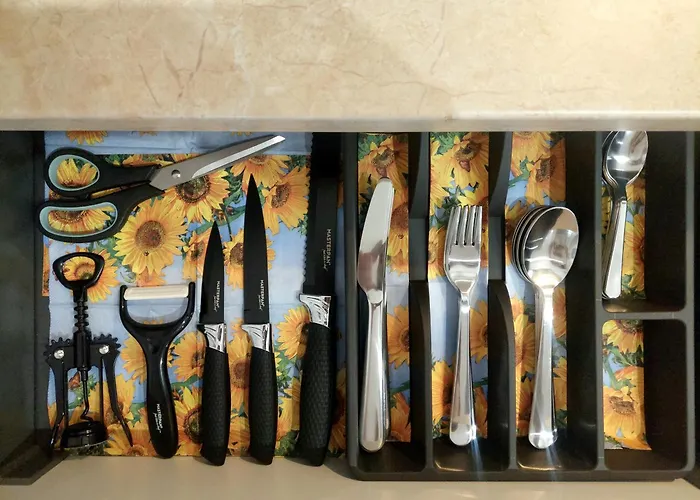 Wiejski- Spokoj W Centrum Miasta, Z Parkingiem, 400m Do Pkp I Bus * Bílsko-Bělá